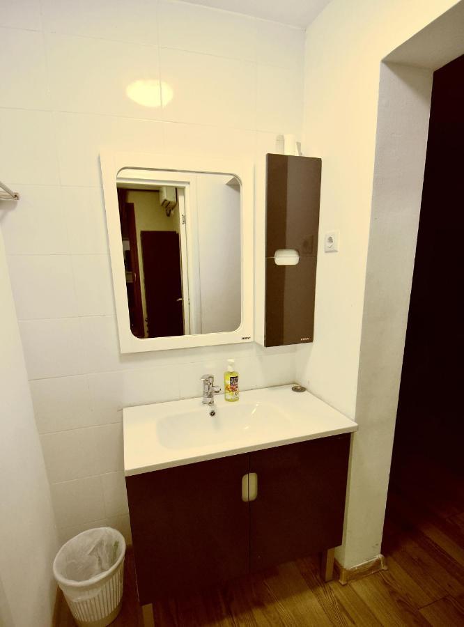 Aden Apartments Tbilisi Buitenkant foto
